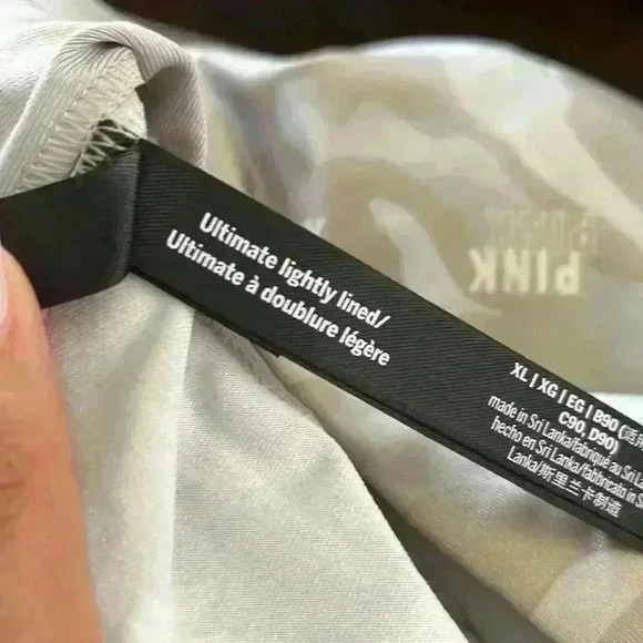 NWOT VS PINK Ultimate Lightly Lined Sports Bra Camo XL extra large - Picture 7 of 7